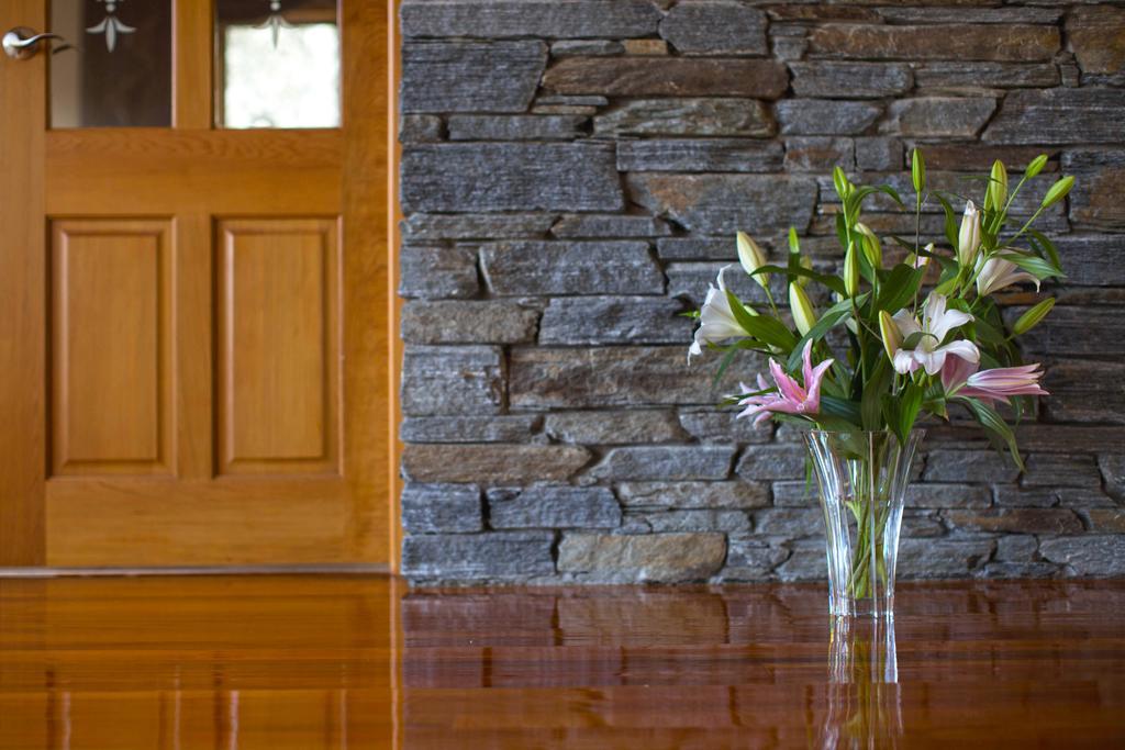 The Shan'S Lodge Queenstown Exterior photo